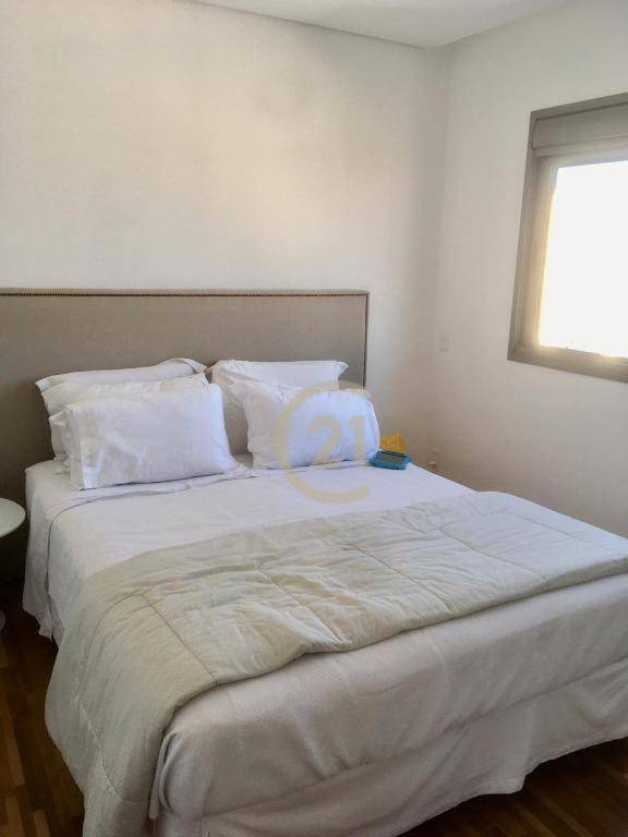 Apartamento à venda com 3 quartos, 173m² - Foto 13