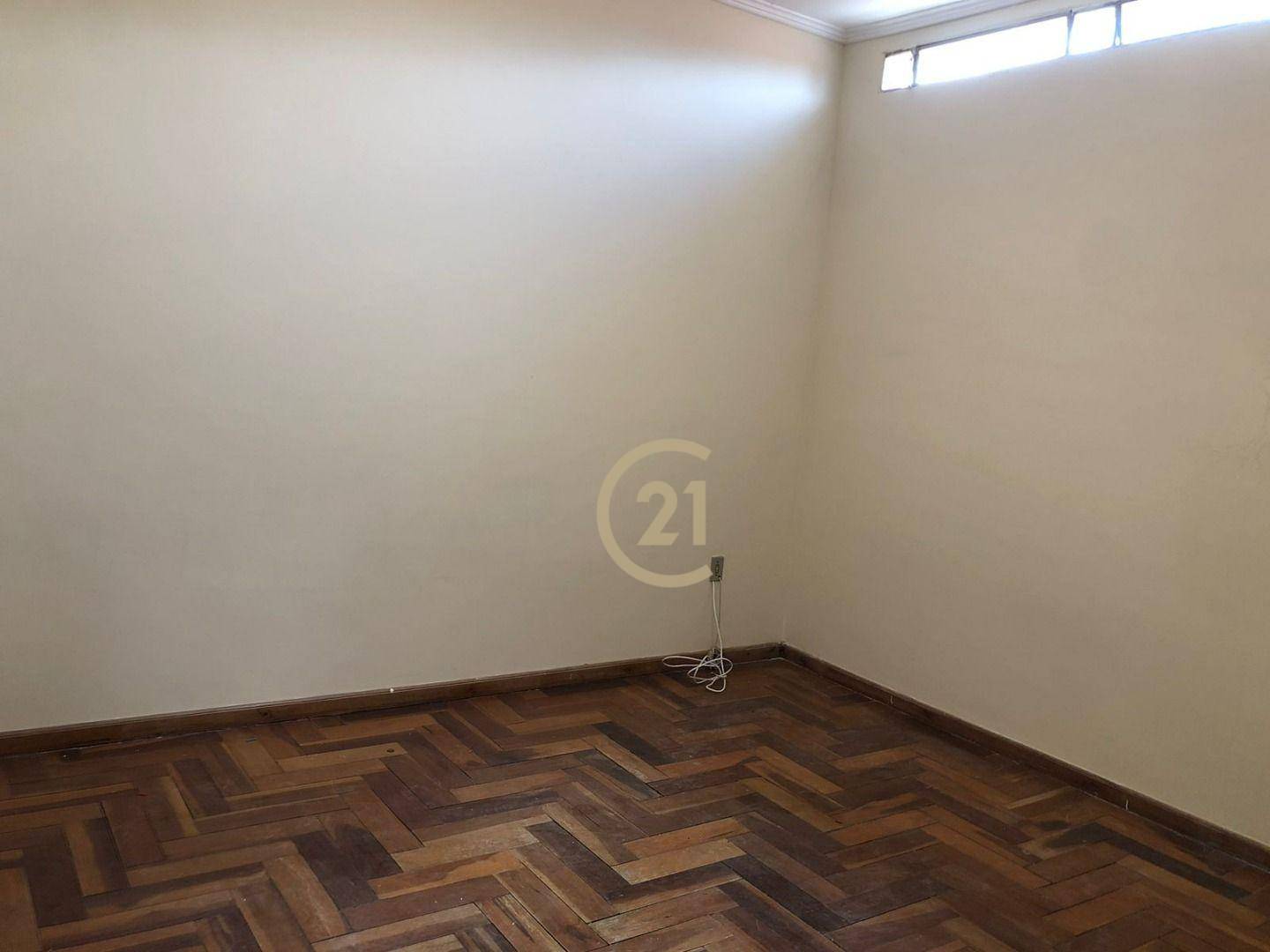 Casa para alugar com 2 quartos, 65m² - Foto 8