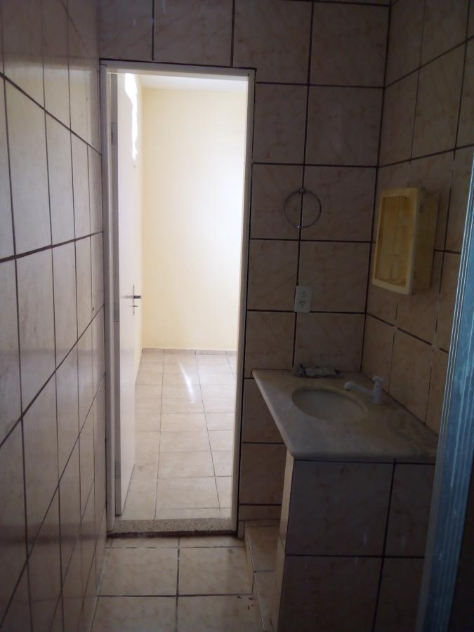 Casa à venda com 6 quartos, 180m² - Foto 28