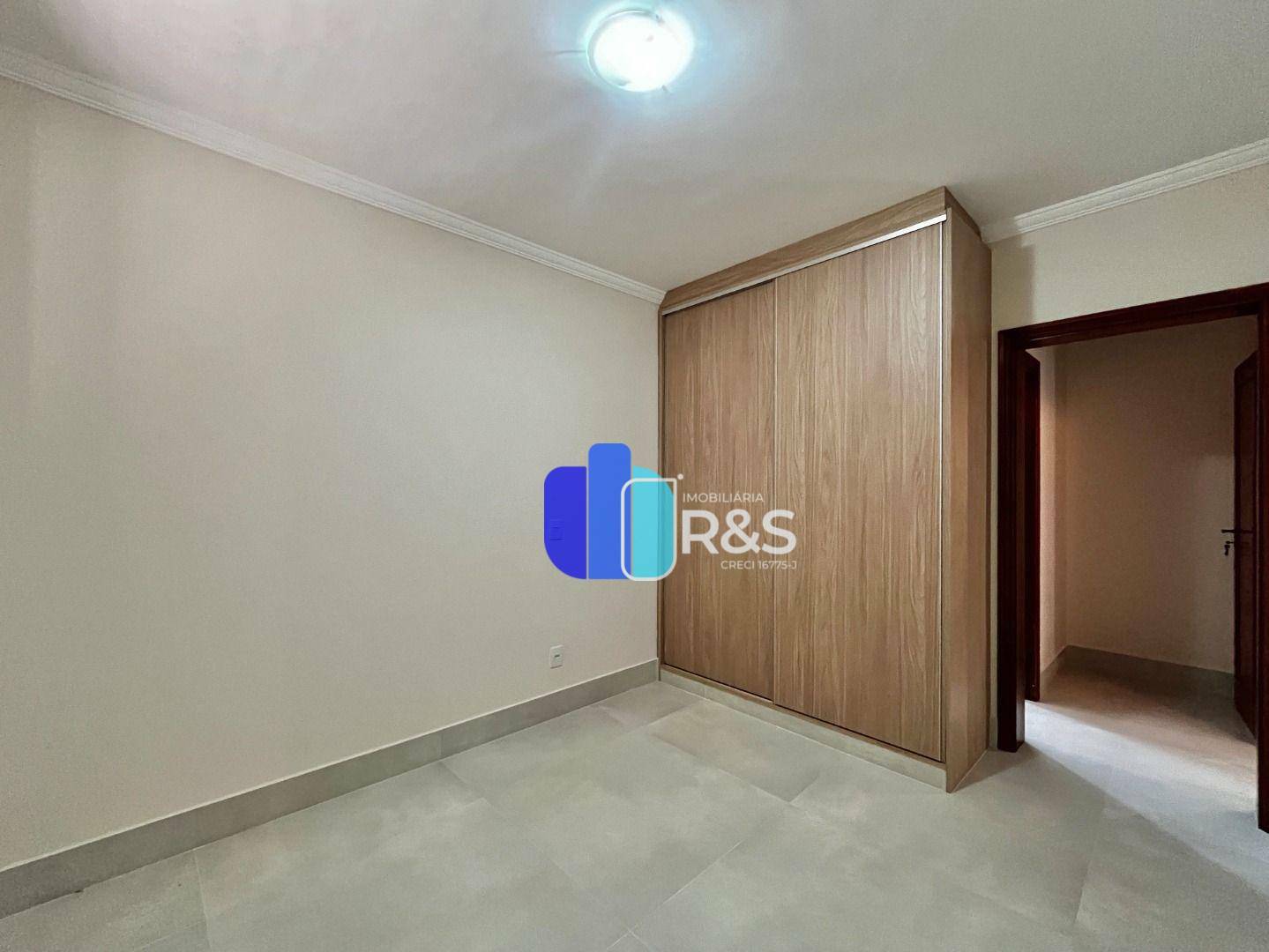 Casa de Condomínio para alugar com 3 quartos, 211m² - Foto 58