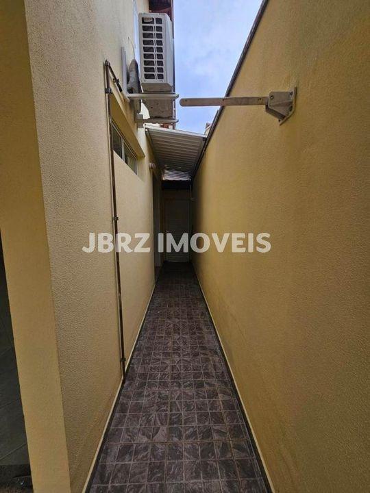 Casa à venda com 2 quartos, 109m² - Foto 17