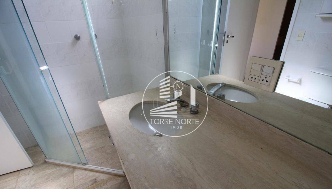 Apartamento à venda com 3 quartos, 185m² - Foto 28