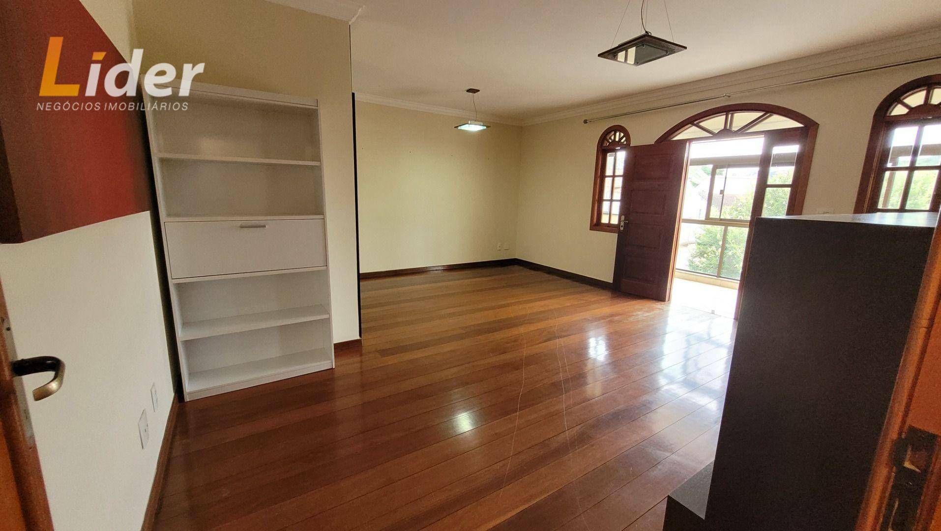 Casa à venda com 4 quartos, 279m² - Foto 26