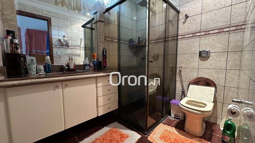 Apartamento à venda com 3 quartos, 162m² - Foto 13