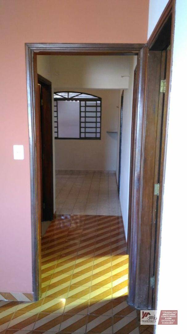 Casa à venda com 3 quartos, 470M2 - Foto 4