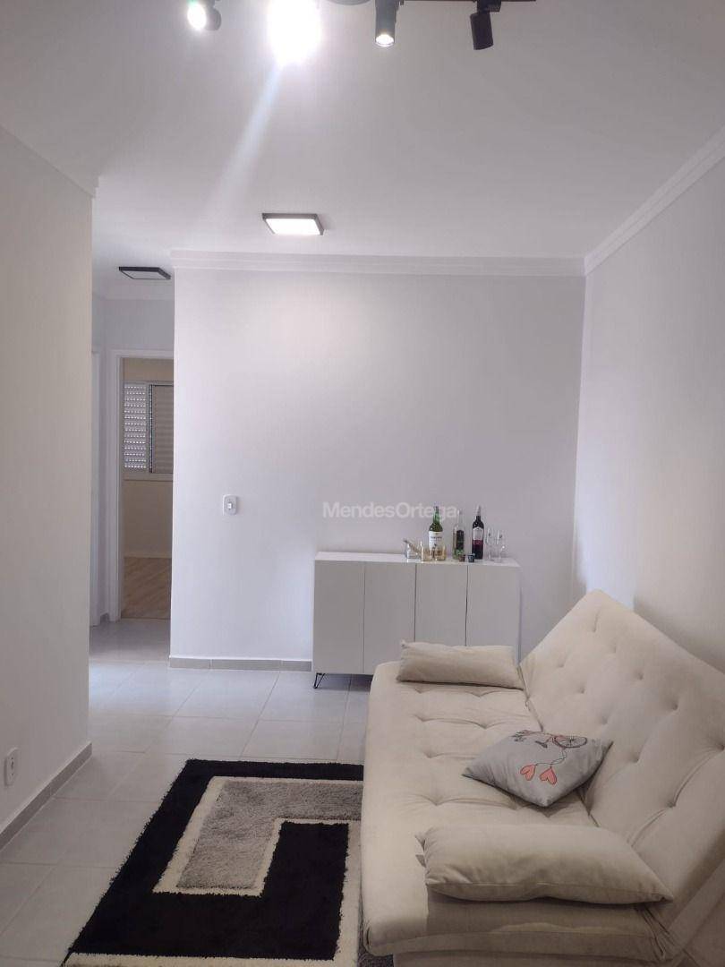 Apartamento para alugar com 2 quartos, 48m² - Foto 2