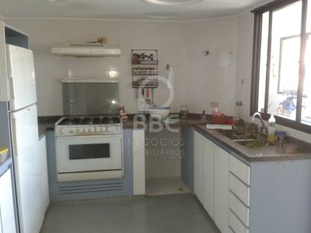 Apartamento à venda com 3 quartos, 180m² - Foto 9