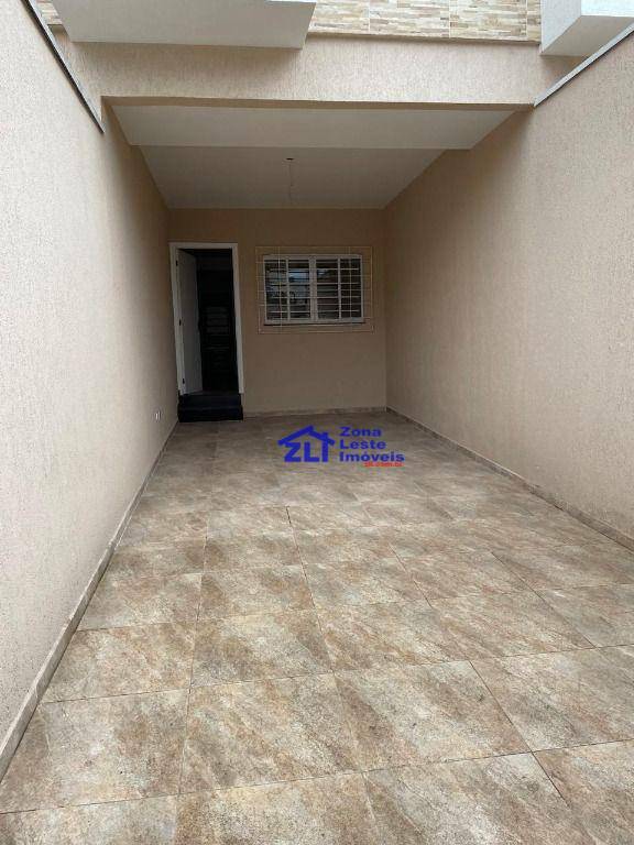 Sobrado à venda com 3 quartos, 140m² - Foto 2