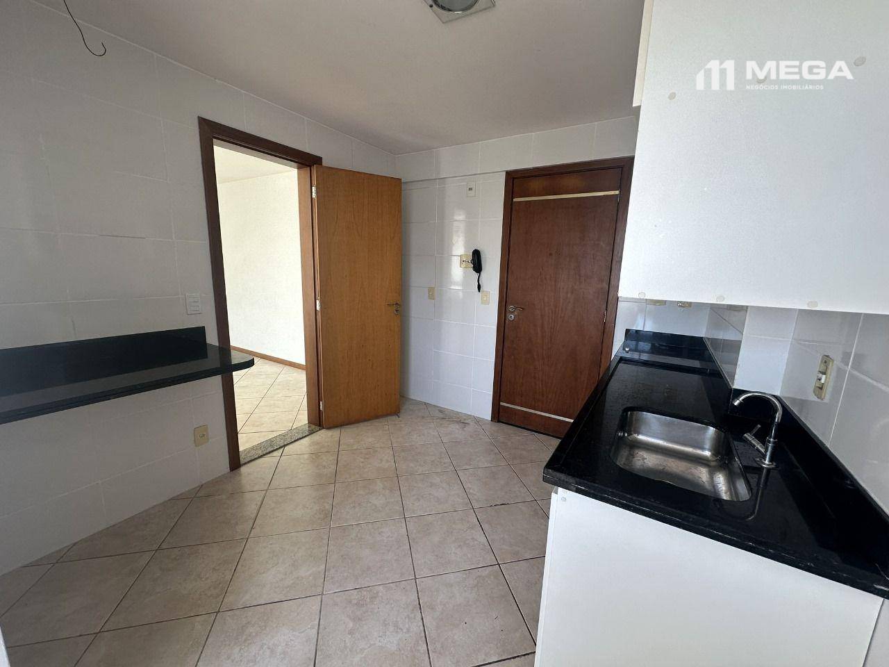 Apartamento para alugar com 3 quartos, 123m² - Foto 7