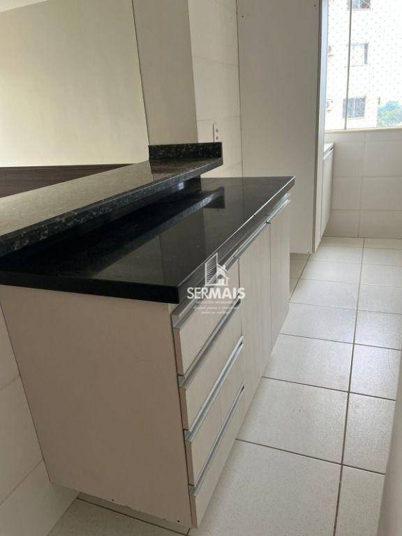 Apartamento à venda com 3 quartos, 74m² - Foto 3