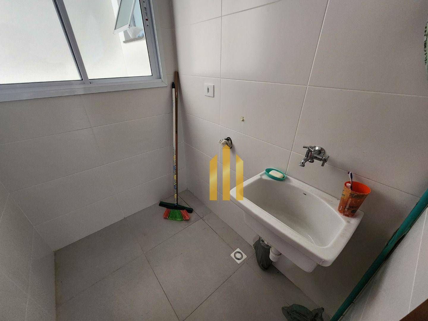 Sobrado à venda com 3 quartos, 180m² - Foto 14