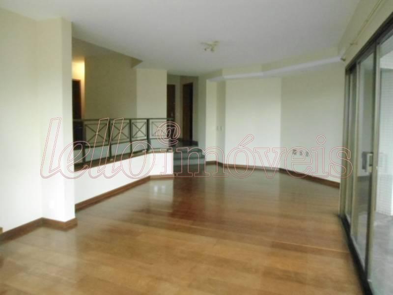 Apartamento à venda com 4 quartos, 210m² - Foto 2