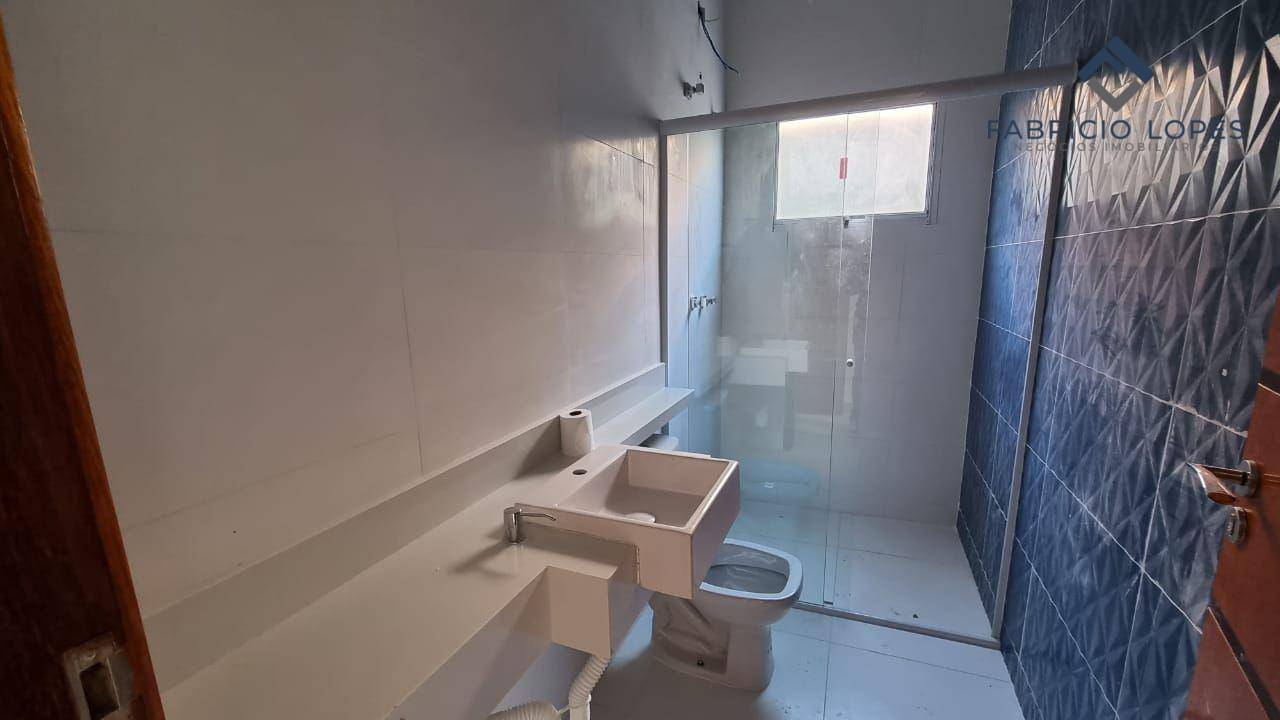 Casa à venda com 4 quartos, 170m² - Foto 14