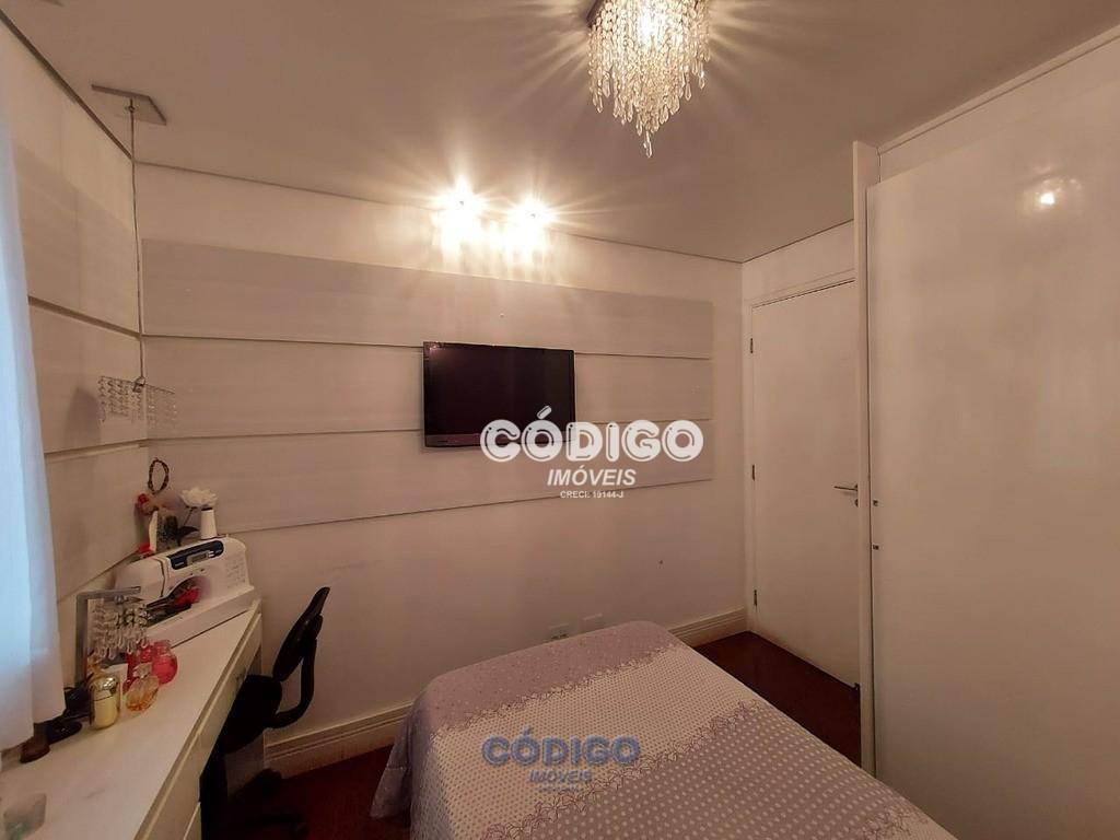 Apartamento à venda com 4 quartos, 150m² - Foto 13