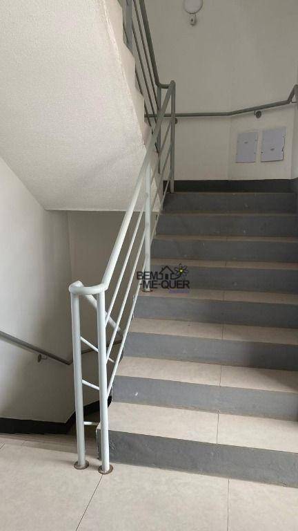 Apartamento à venda com 2 quartos, 47m² - Foto 24