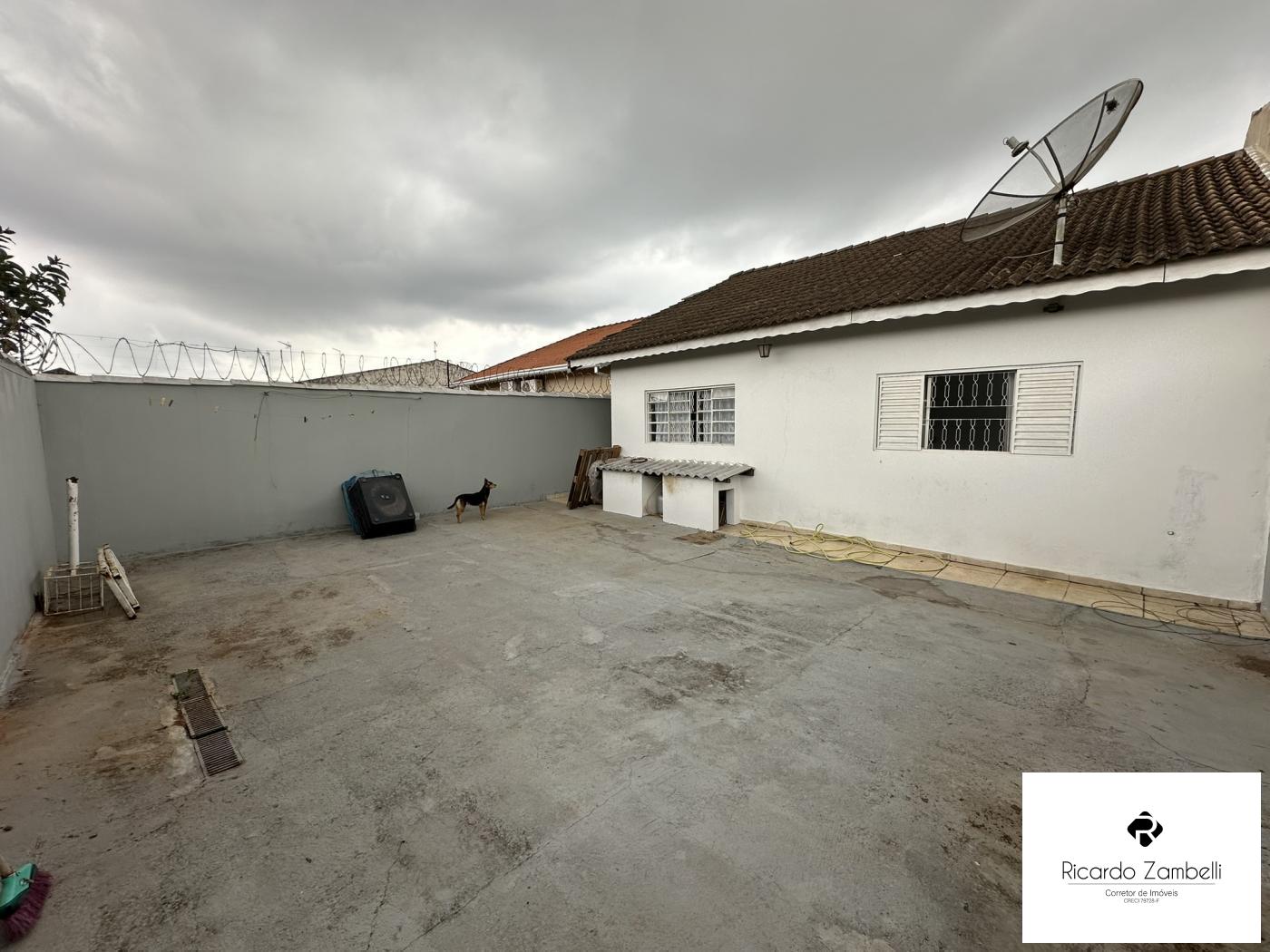 Casa à venda com 3 quartos, 250m² - Foto 27