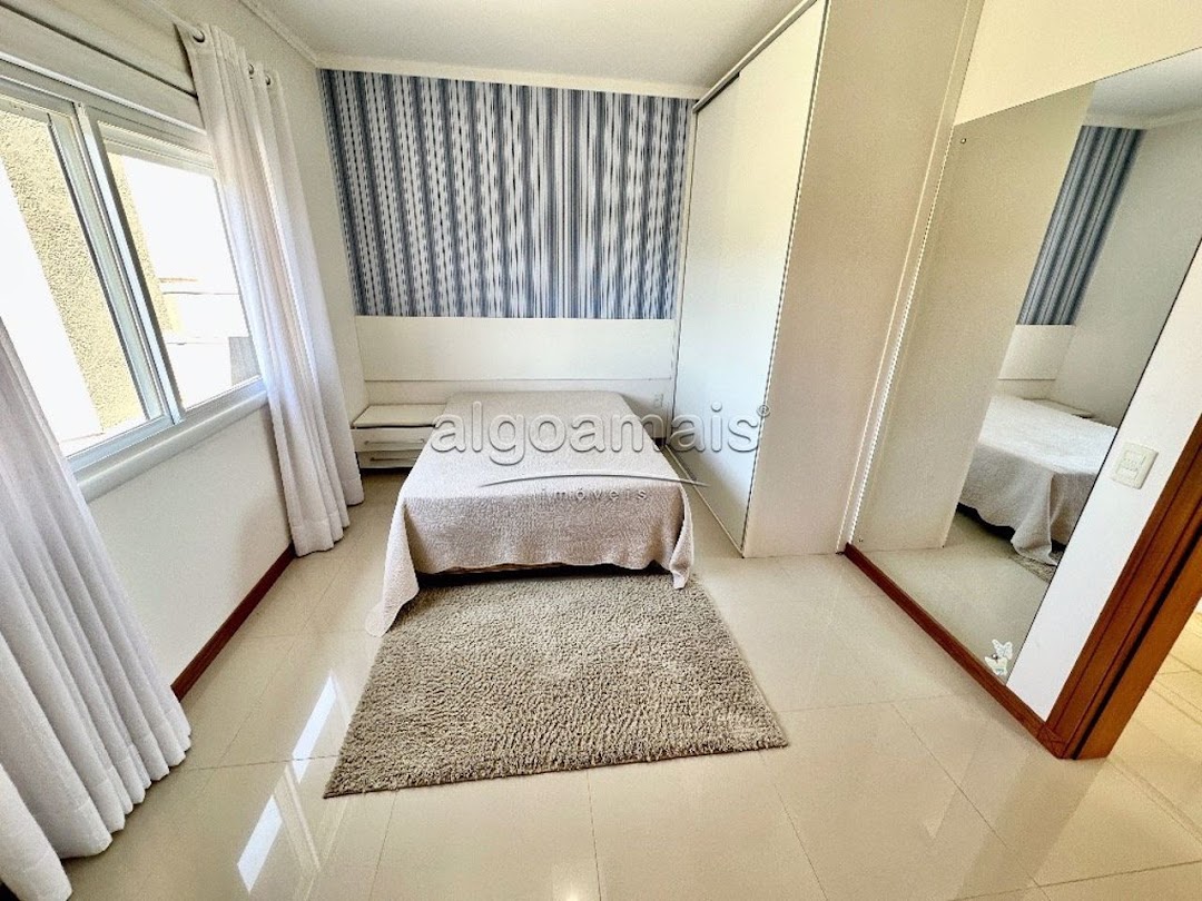 Casa de Condomínio à venda com 4 quartos, 270m² - Foto 20