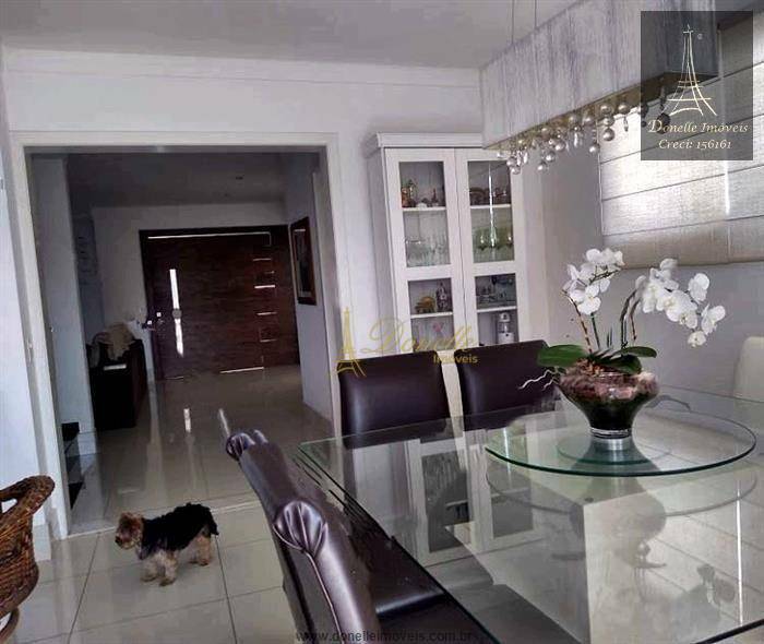 Sobrado à venda com 3 quartos, 300m² - Foto 3