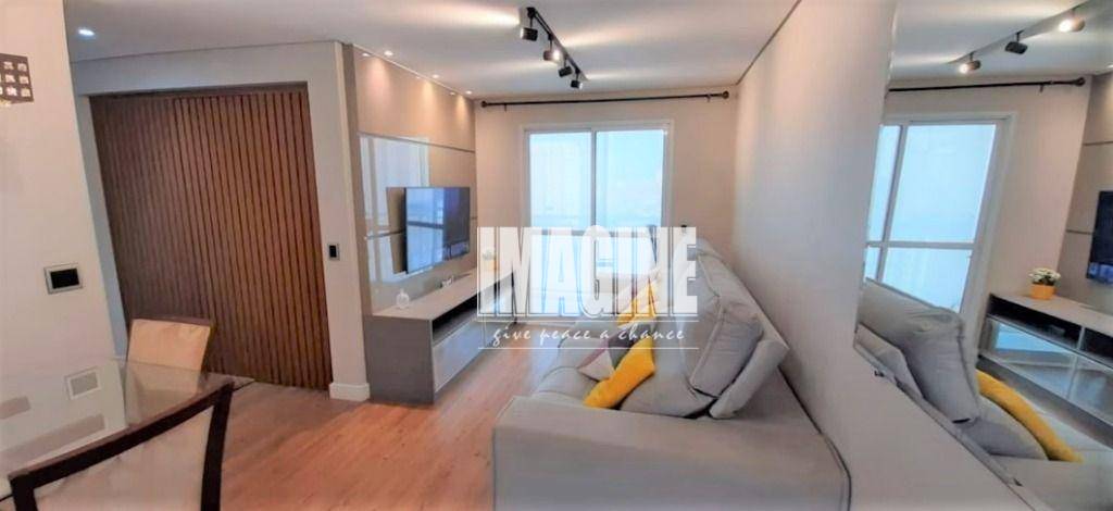 Apartamento à venda com 3 quartos, 66m² - Foto 2