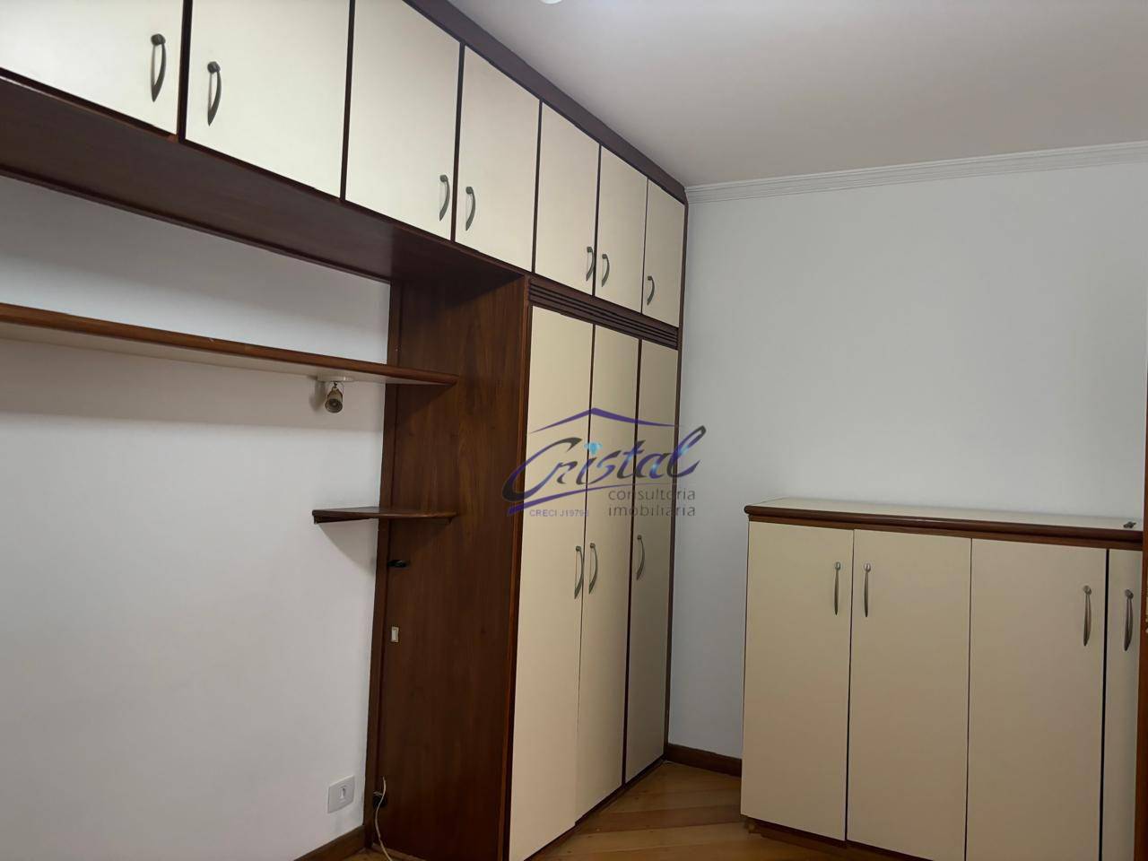 Apartamento à venda com 2 quartos, 70m² - Foto 17