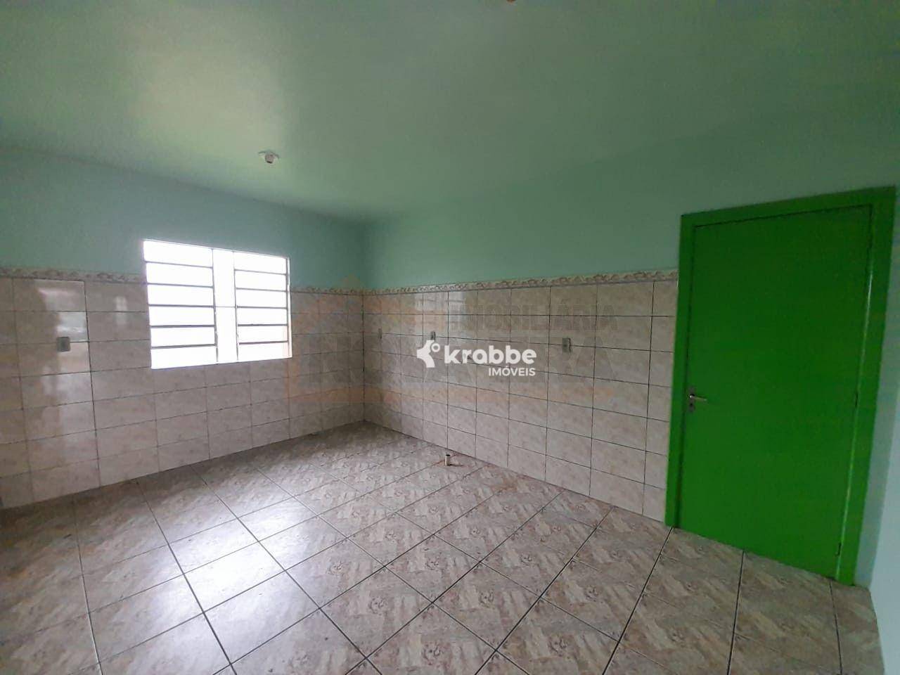 Casa à venda com 3 quartos, 96m² - Foto 4