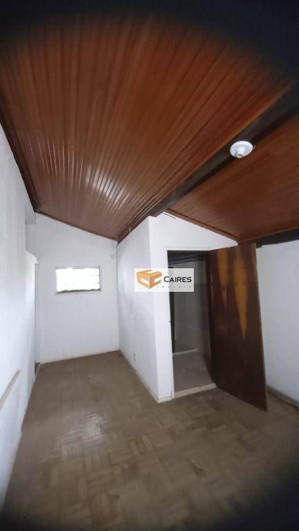 Casa à venda com 3 quartos, 234m² - Foto 8