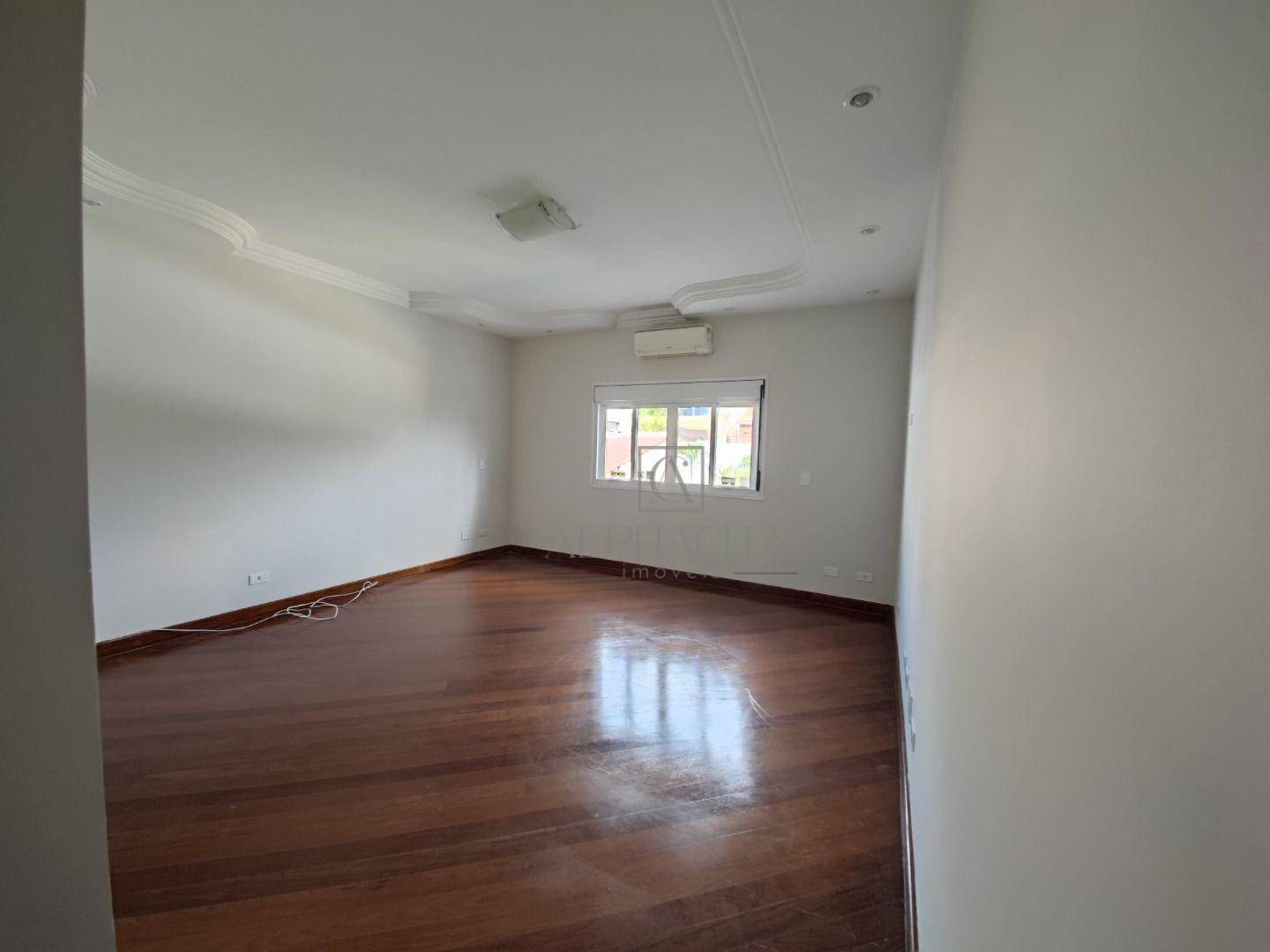 Casa de Condomínio para alugar com 4 quartos, 530m² - Foto 31