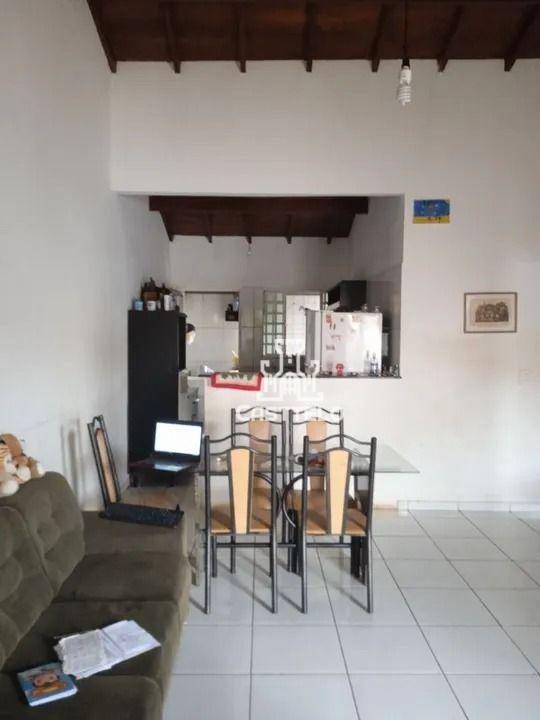 Casa à venda com 2 quartos, 80m² - Foto 19