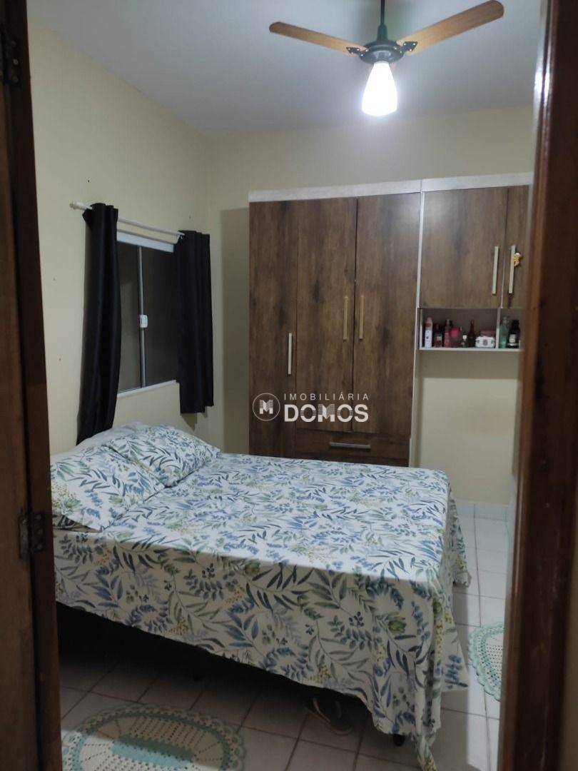 Casa à venda com 5 quartos, 140m² - Foto 15