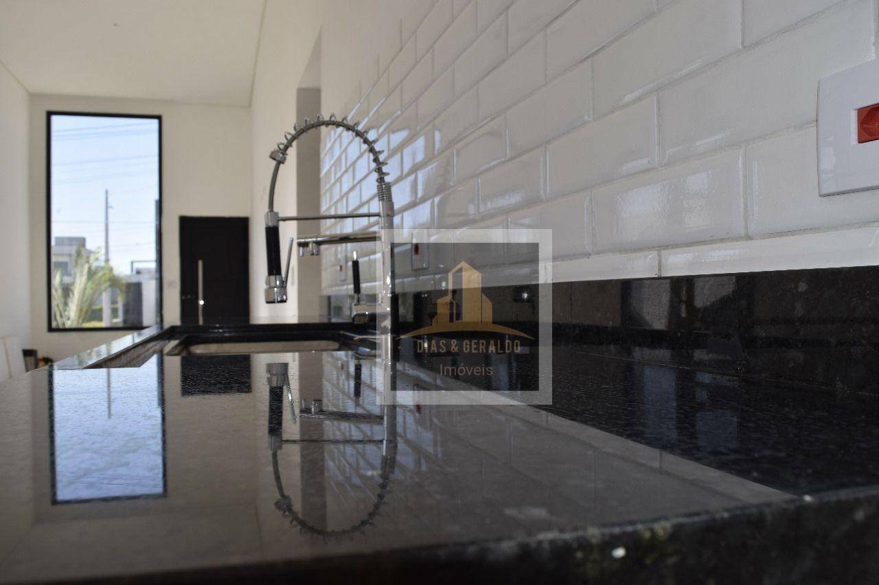 Casa de Condomínio à venda com 3 quartos, 135m² - Foto 10