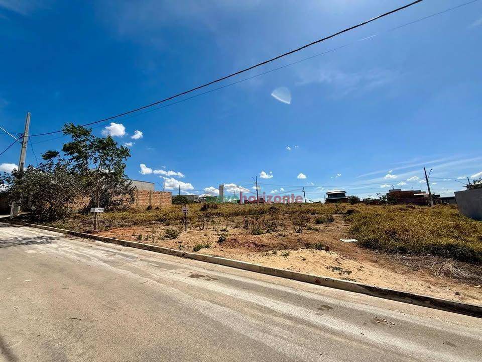 Terreno, 200 m² - Foto 2