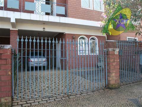 Casa à venda com 3 quartos, 380m² - Foto 24