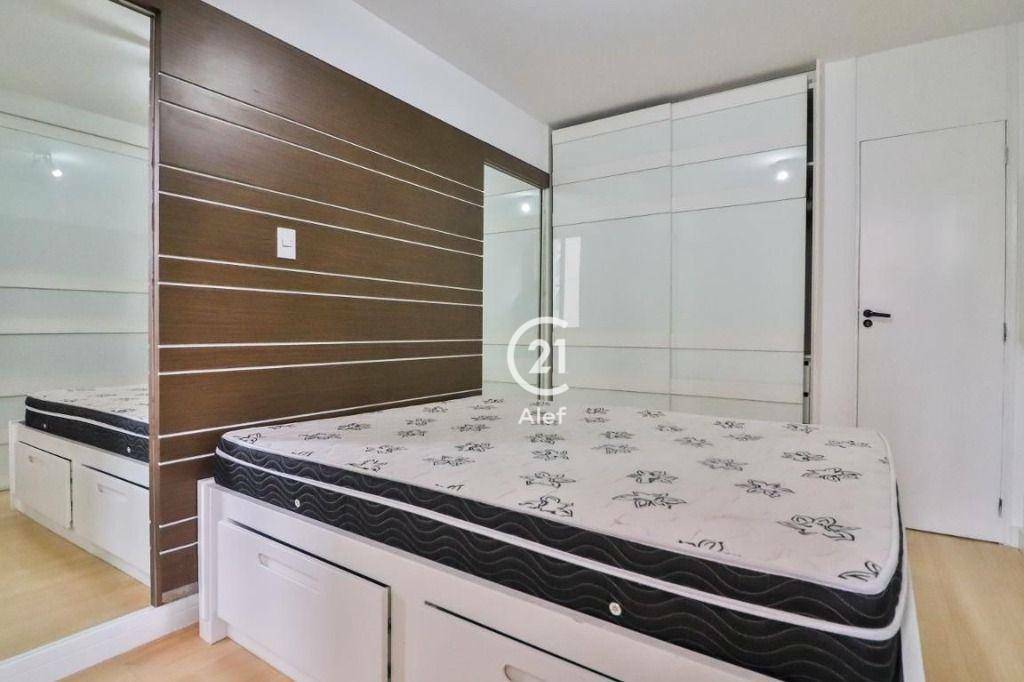 Apartamento à venda com 1 quarto, 40m² - Foto 13