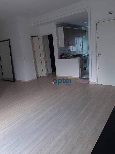 Apartamento à venda com 2 quartos, 75m² - Foto 3