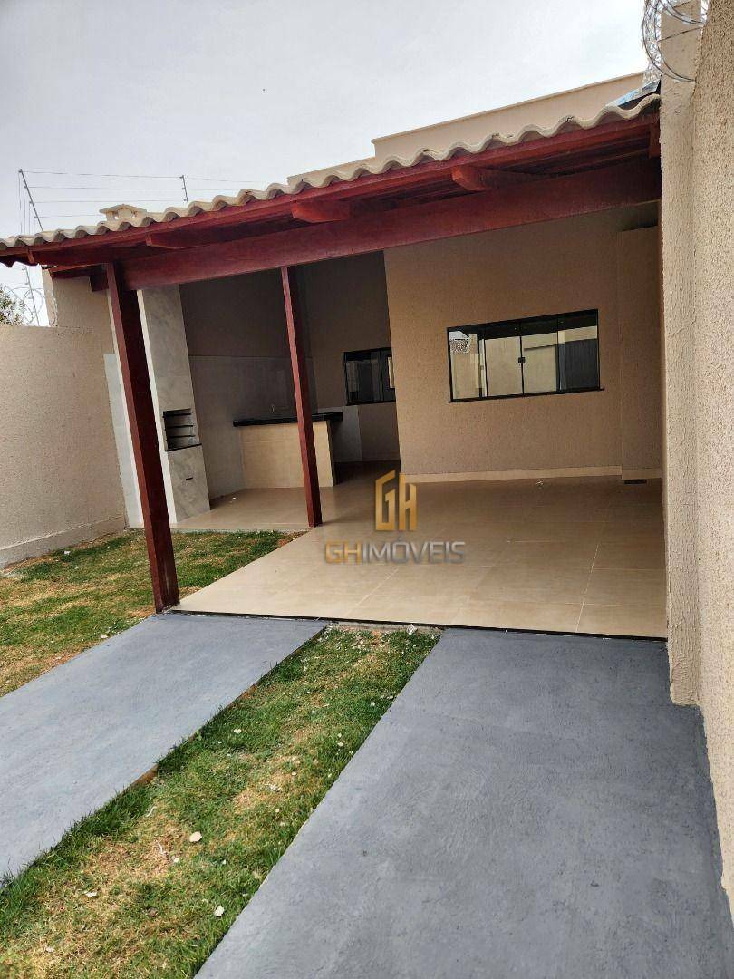 Casa à venda com 2 quartos, 105m² - Foto 2