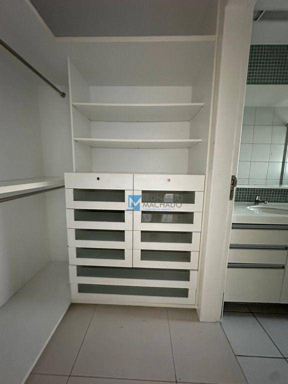 Apartamento à venda com 3 quartos, 210m² - Foto 22