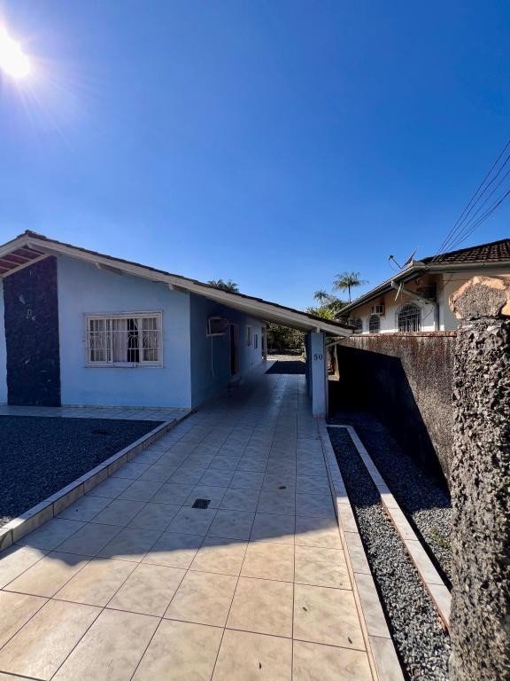 Casa à venda com 3 quartos, 148m² - Foto 2