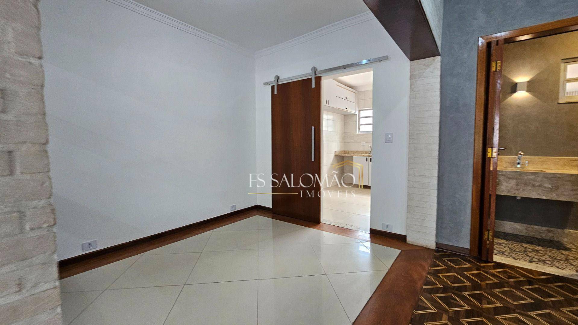 Sobrado à venda e aluguel com 4 quartos, 208m² - Foto 13