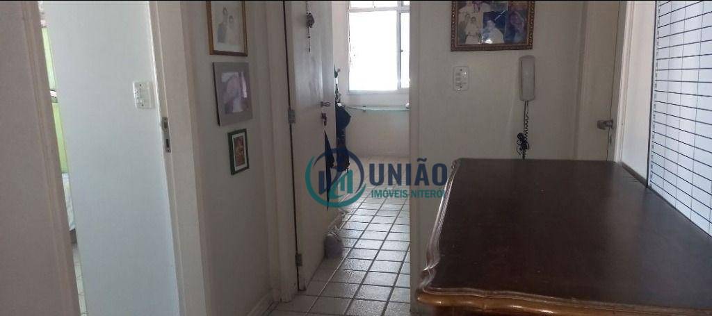 Apartamento à venda com 3 quartos, 140m² - Foto 10