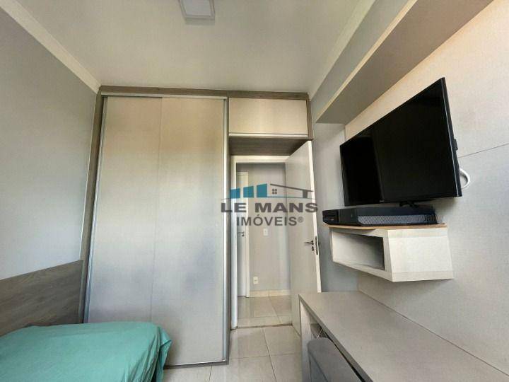 Apartamento à venda com 2 quartos, 79m² - Foto 11