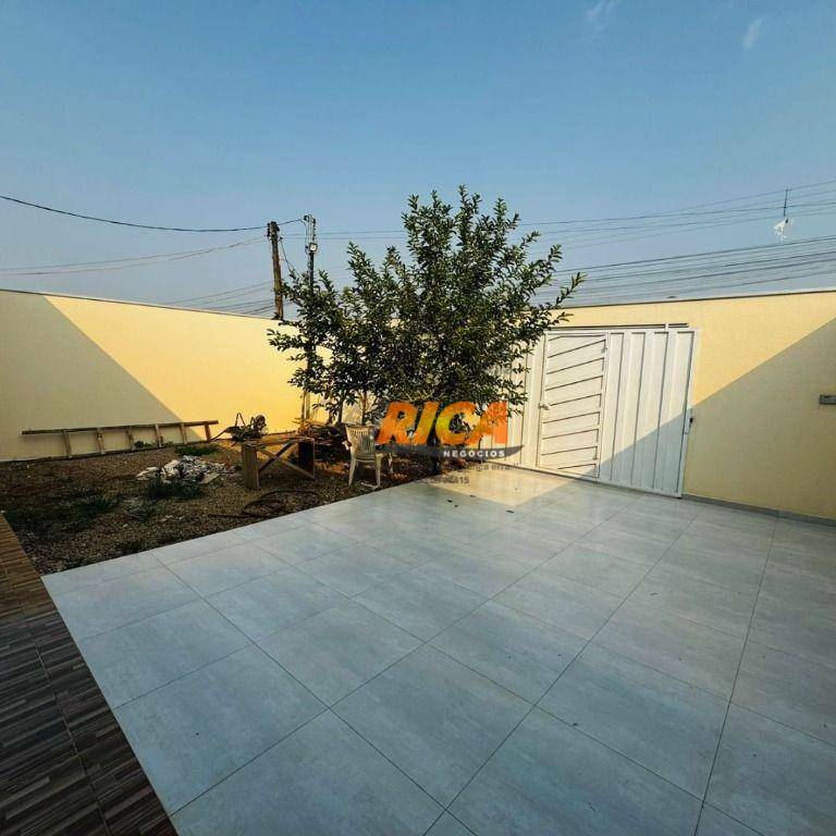 Casa à venda com 2 quartos, 60m² - Foto 5