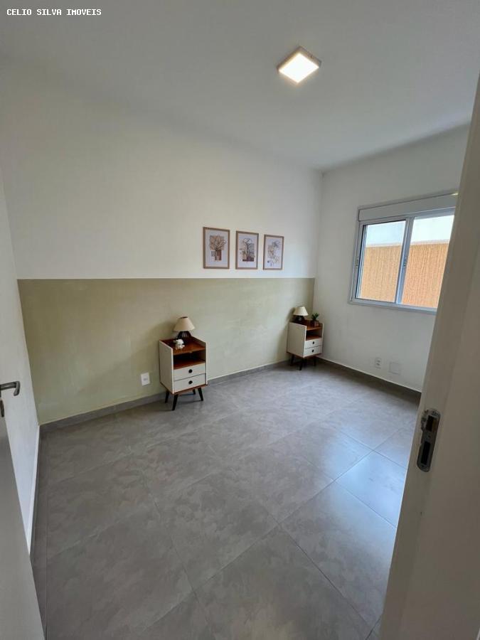 Apartamento à venda com 2 quartos, 73m² - Foto 2