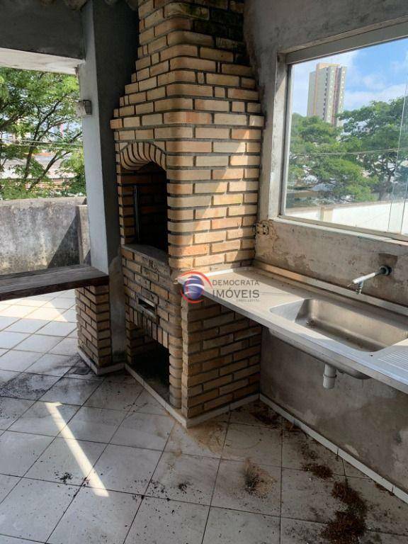 Sobrado à venda com 3 quartos, 330m² - Foto 36