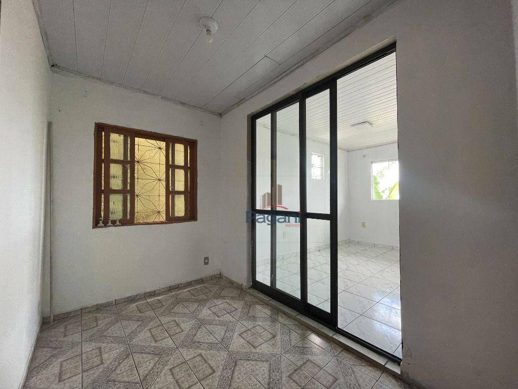 Casa para alugar com 2 quartos, 100m² - Foto 15