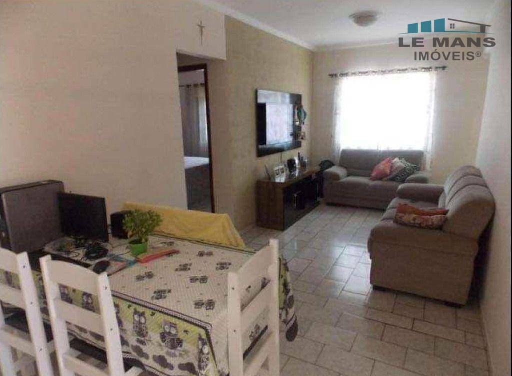 Casa à venda com 3 quartos, 140m² - Foto 1