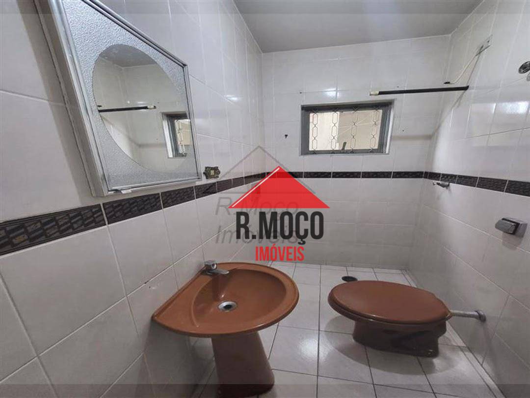 Casa à venda com 3 quartos, 120m² - Foto 29