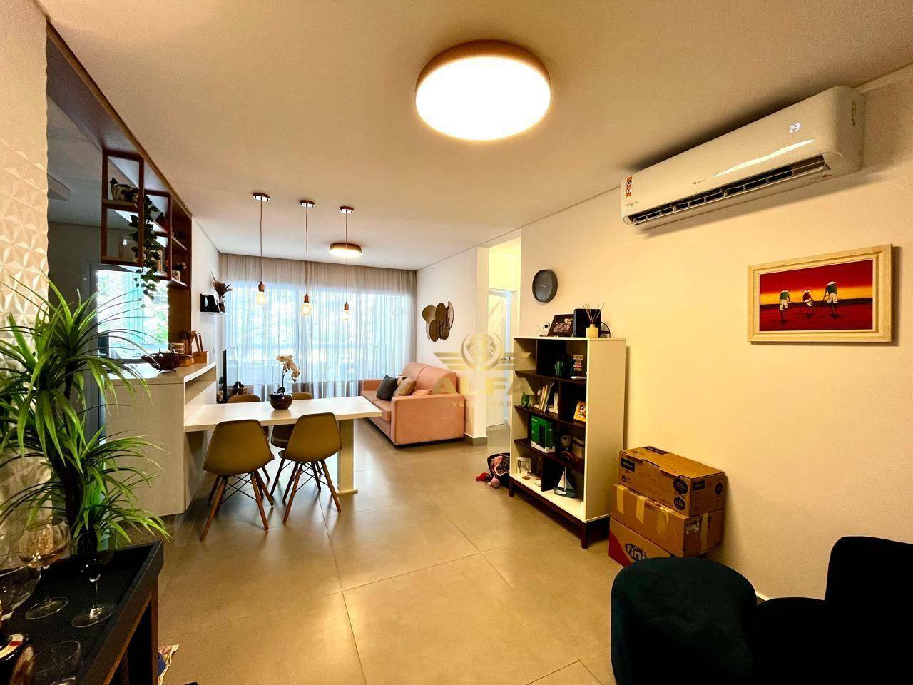 Apartamento à venda com 3 quartos, 112m² - Foto 2