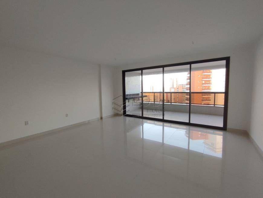 Apartamento à venda com 3 quartos, 162m² - Foto 4