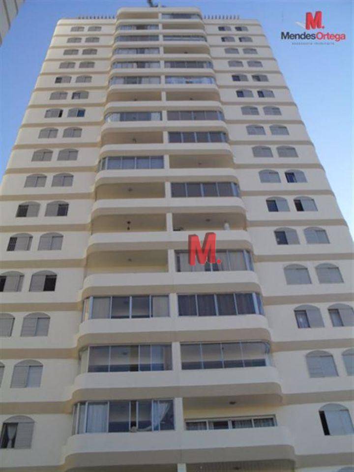 Apartamento à venda e aluguel com 4 quartos, 220m² - Foto 1