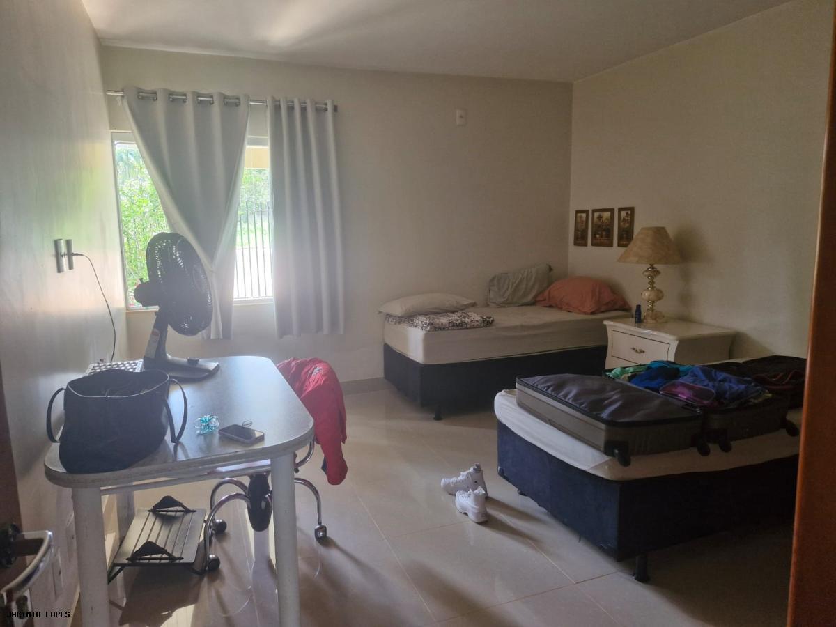 Casa de Condomínio à venda com 3 quartos, 250m² - Foto 20